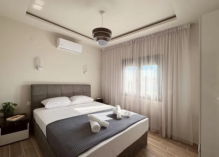 Cozyluxury Escapes - Luxury #est 2025 Nea Kallikrateia