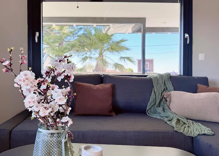Cozyluxury Escapes - Luxury #est 2025 *