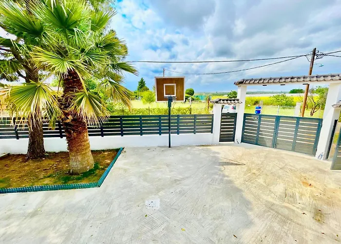 Cozyluxury Escapes - Luxury #est 2025 *