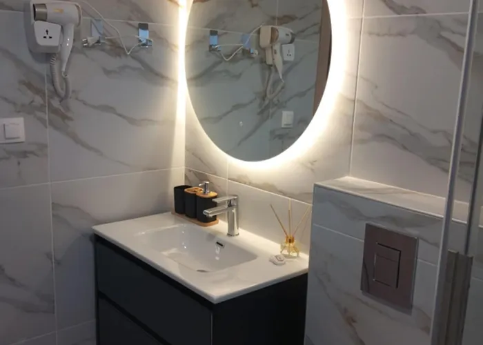 Apartment Cozyluxury Escapes - Luxury #est 2025